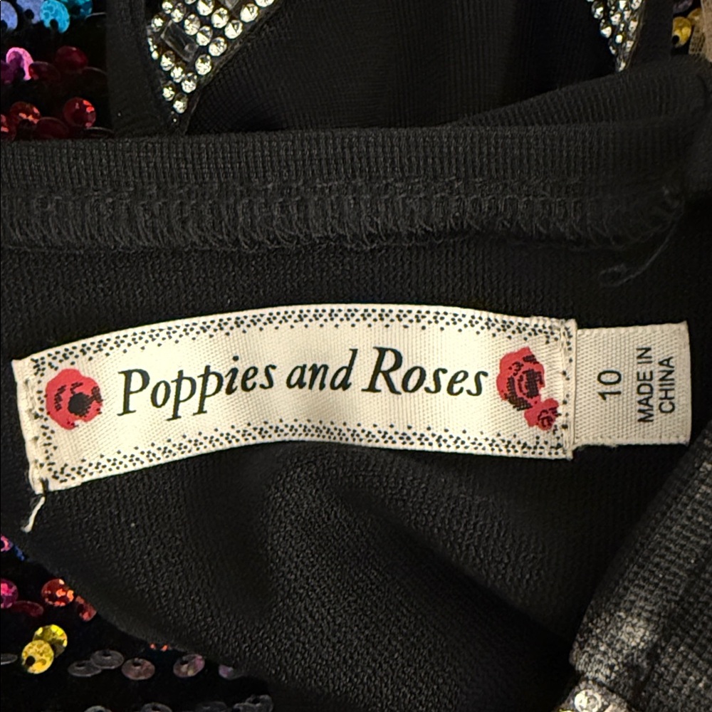 Chic Kids Formal Dress with Black Bodice and Cream Skirt - Picture 5 of 5